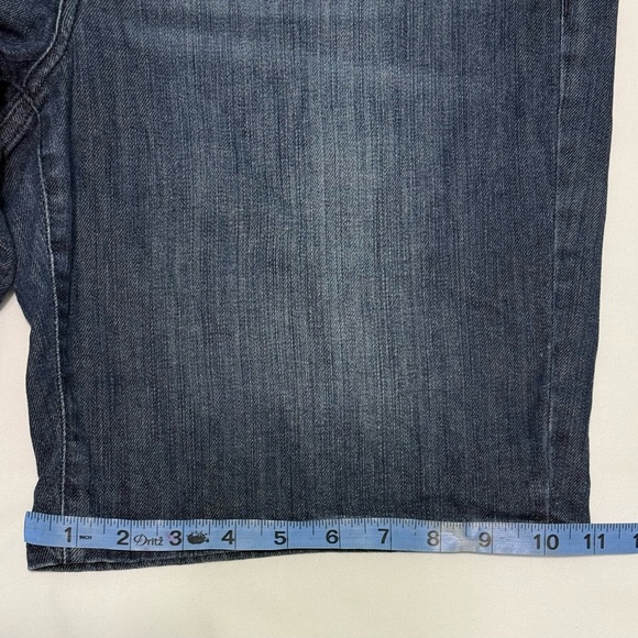 Tommy Hilfiger Blue Jean Shorts Classic Style
Size 12 - Picture 7 of 8